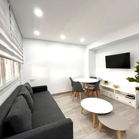 Maximilian Dreams 2 Apartment Madrid Exterior photo