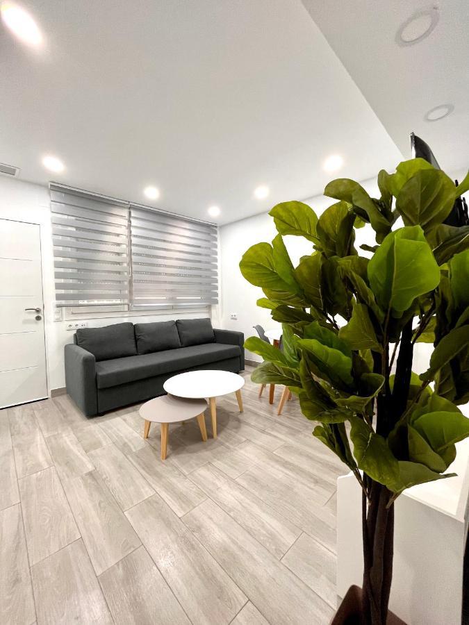 Maximilian Dreams 2 Apartment Madrid Exterior photo